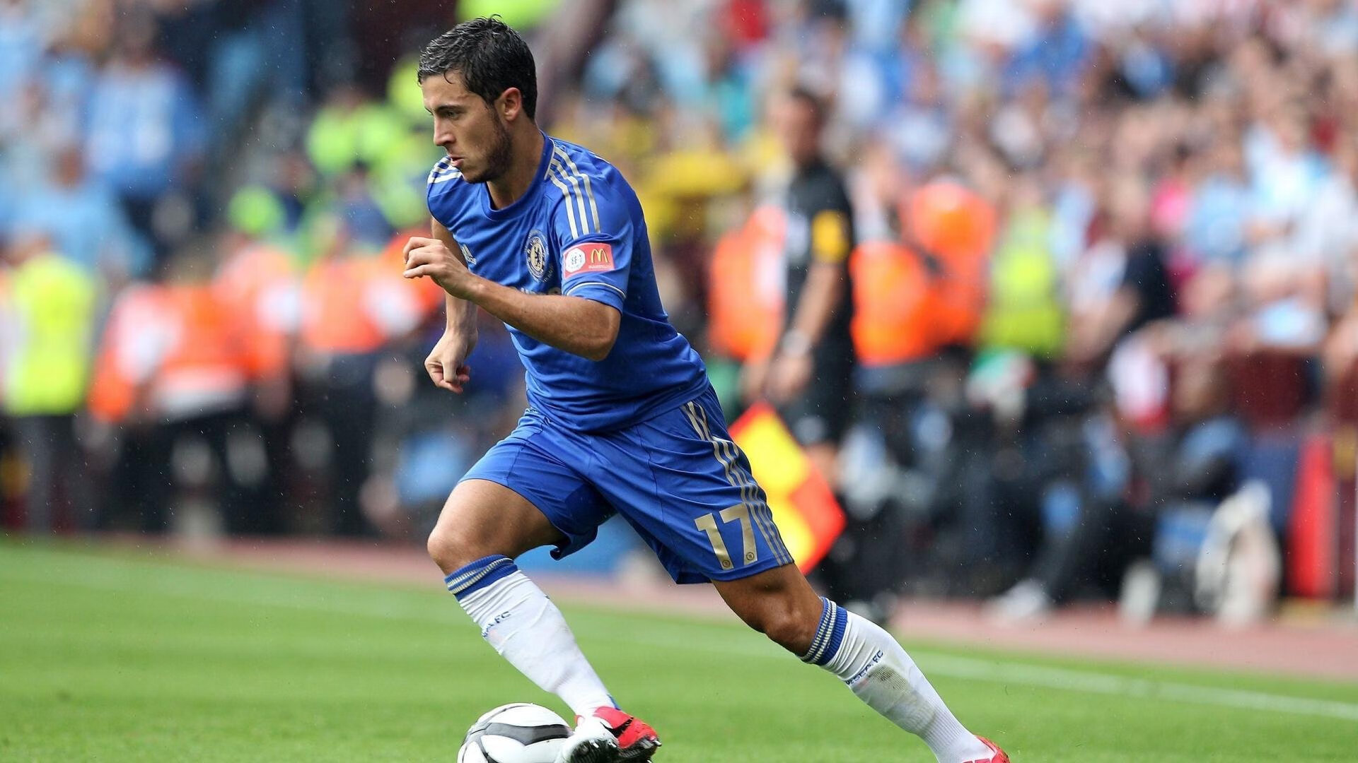 开云电竞平台-MVP王强：关键三分锁定胜局，荣获全场最高分！，王强打多少分