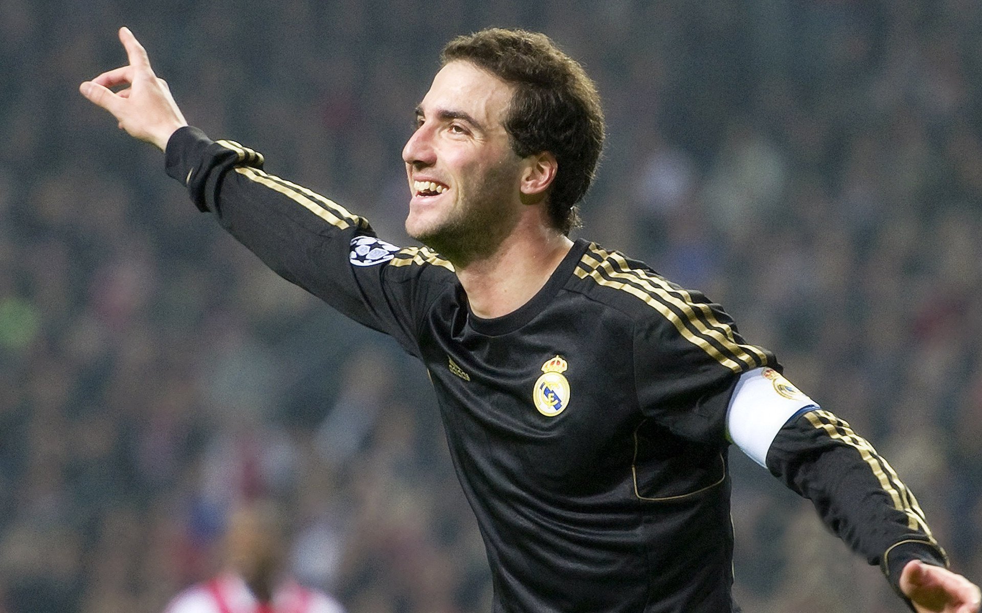 Kaiyun(中国)开云-英超：曼城主场5-1大胜，继续领跑积分榜，曼城去年英超积分